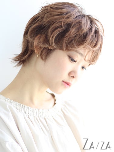 21最旬 ウルフパーマ特集 大人可愛いトレンドヘアのレングス別カタログ モデルプレス