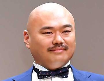 そんな人いる？クロちゃん、結婚相手に求める恐怖の5カ条 年収500万以上の運転できる20歳の鬼ギャル