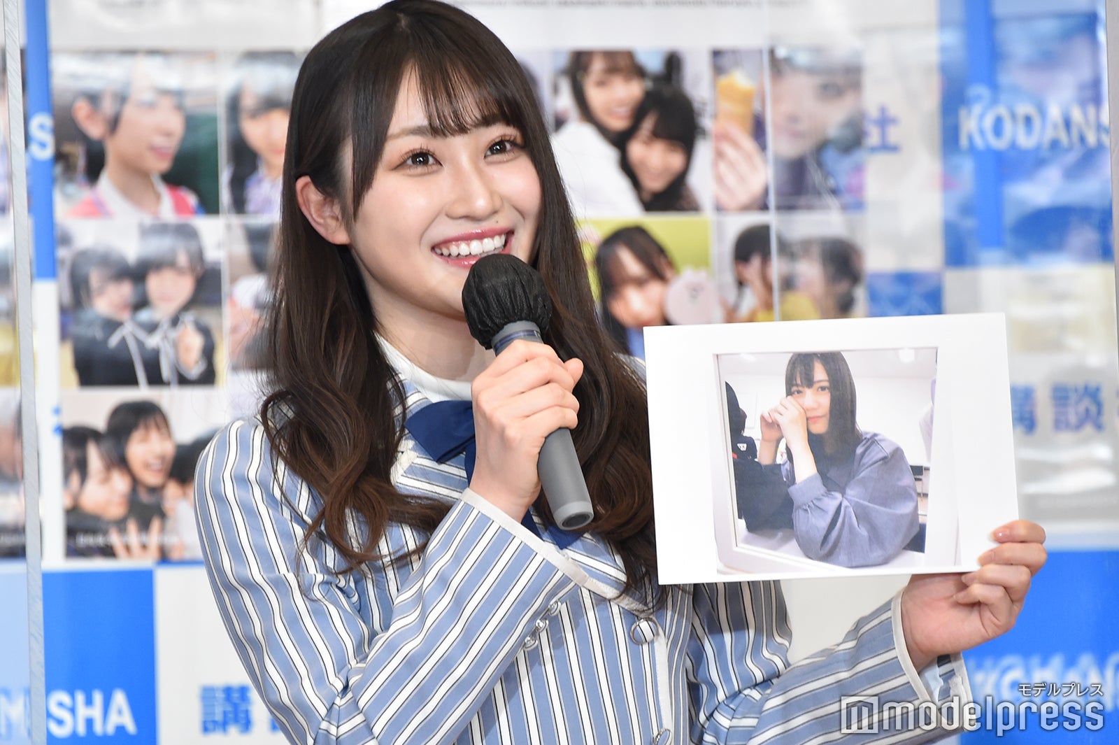 潮紗理菜お気に入りの1枚は小坂菜緒の“激レア写真”（C）モデルプレス