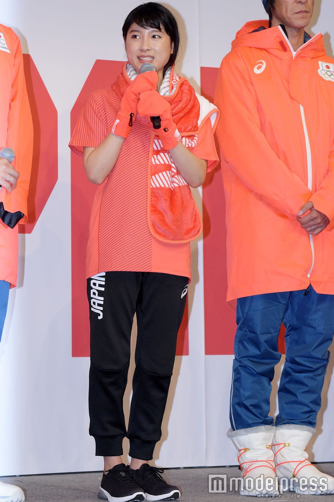 日本代表選手団オフィシャルスポーツウエアを着こなす土屋太鳳 （C）モデルプレス