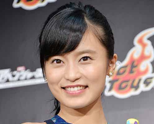 小島瑠璃子、なでしこジャパン決勝進出にコメント 小林麻耶と美脚競演