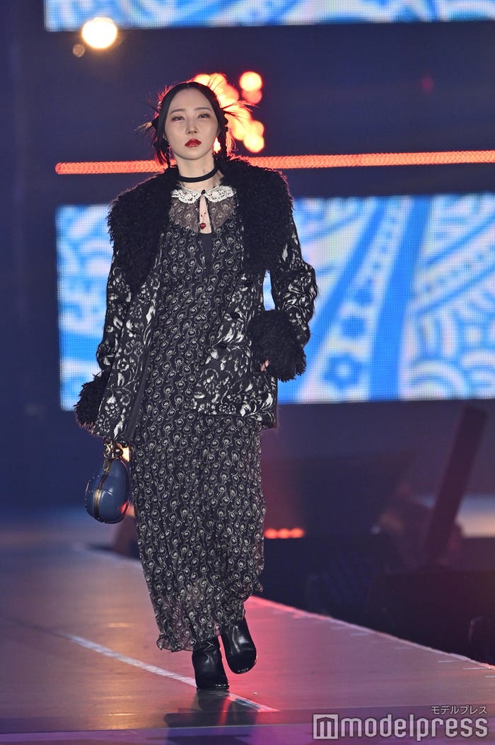 ファーストサマーウイカ(C)モデルプレス