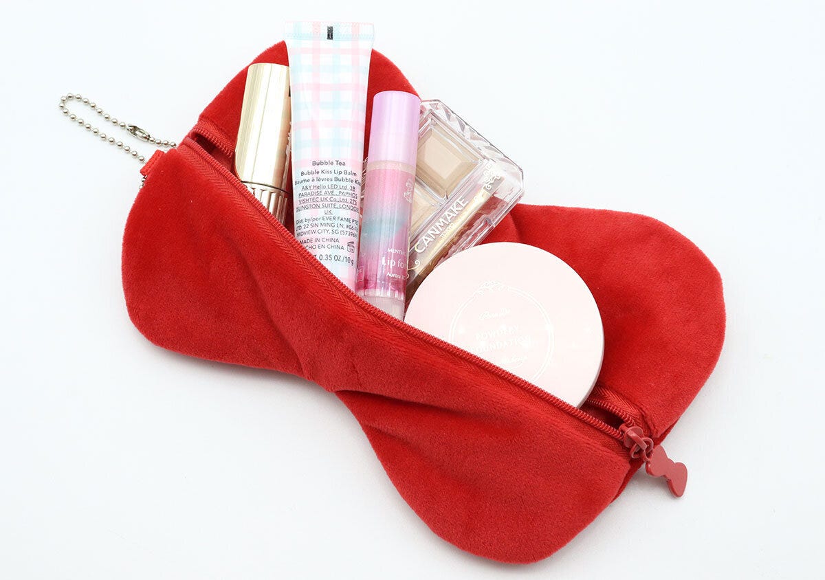 宝島社雑誌付録のＧＬＯＷ5月・6月合併号増刊のメゾンスペシャル×ハローキティのリボンポーチ＆トートバッグ7