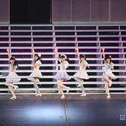 「君だけにChu!Chu!Chu!」/「AKB48 2013真夏のドームツアー~まだまだ、やらなきゃいけないことがある~」札幌ドーム公演より(C)AKS