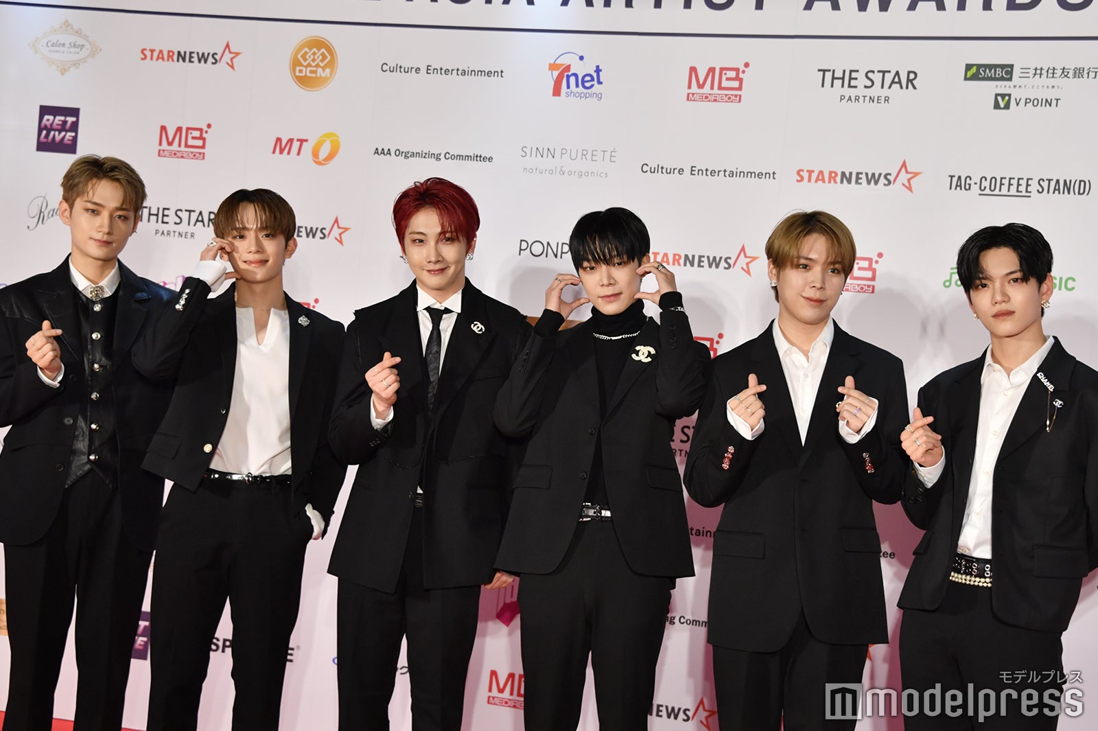 （C）モデルプレス