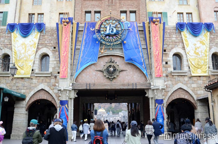 デコレーション/「東京ディズニーシー15周年“ザ・イヤー・オブ・ウィッシュ”」(C)モデルプレス