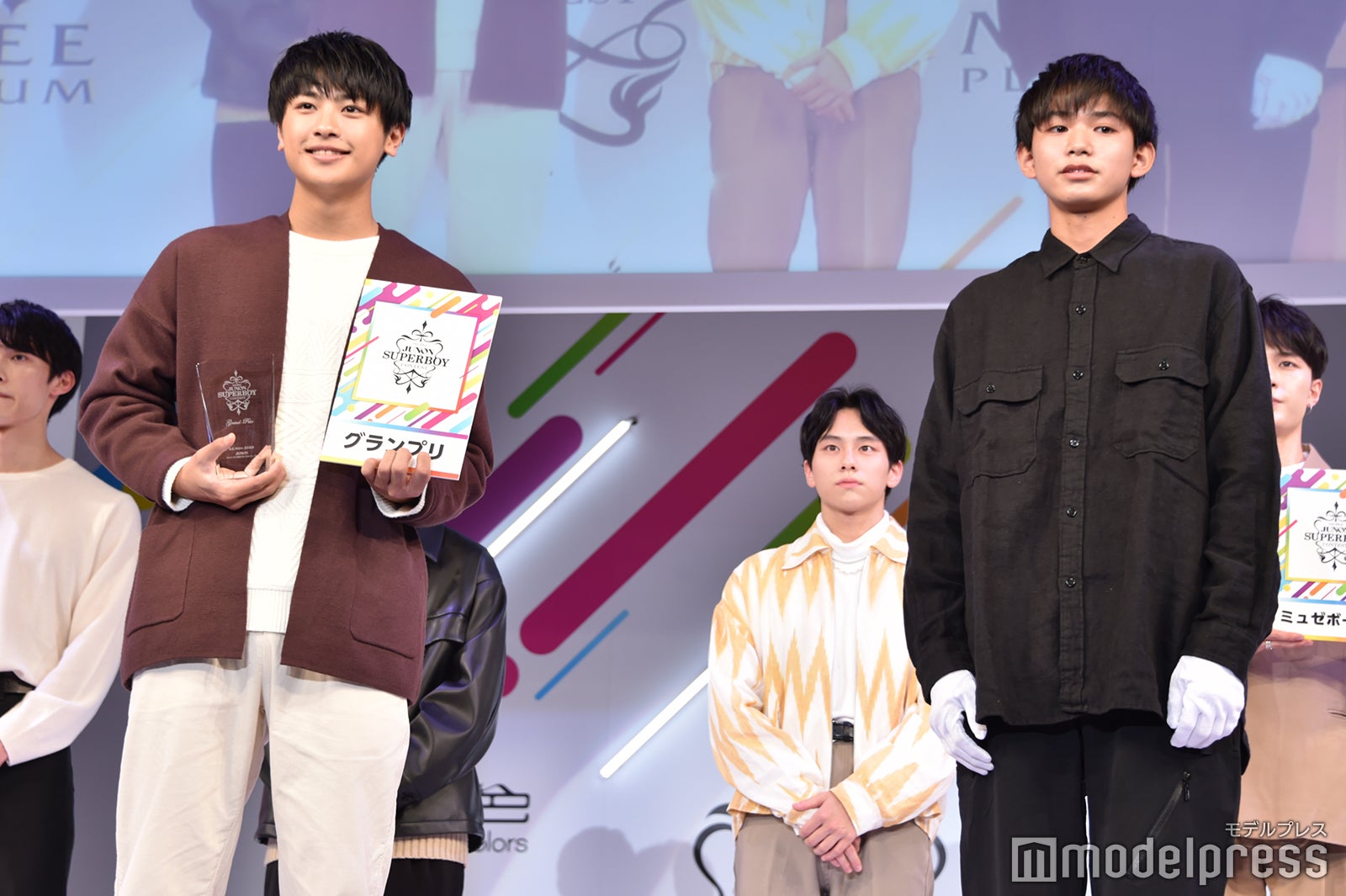 前川佑さん、昨年グランプリの渡邉多緒 （C）モデルプレス