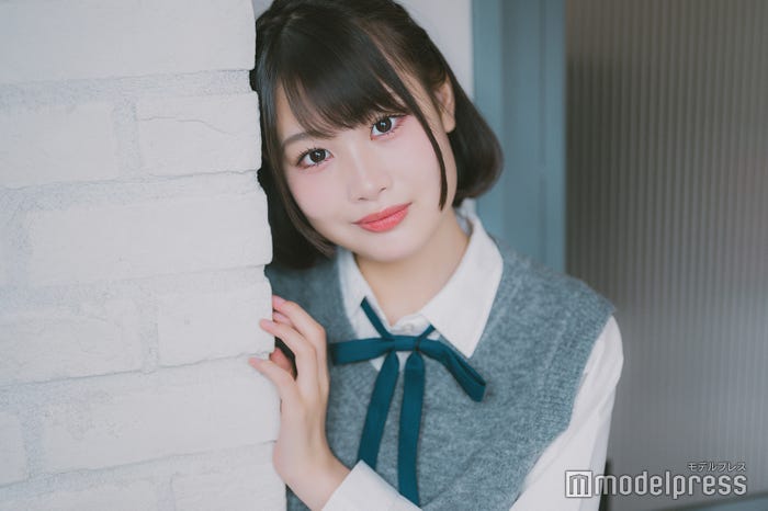 佐藤やよさん(C)モデルプレス