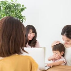 “義理の家族”が子育てに口を出してくる…どう対応したらいい?