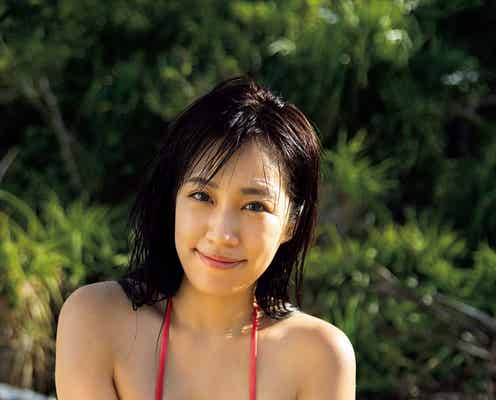 「ミスFLASH2021」「レースクイーン大賞」史上初の2冠達成の霧島聖子、眩しい美ボディ