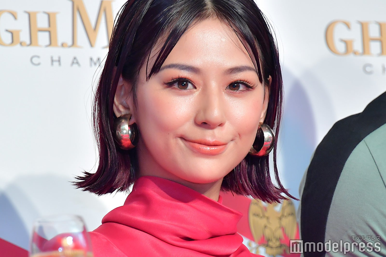 (画像9/10) 西内まりや、美ボディ際立つ海辺ショットに注目集まる「完璧なプロポーション」 - モデルプレス