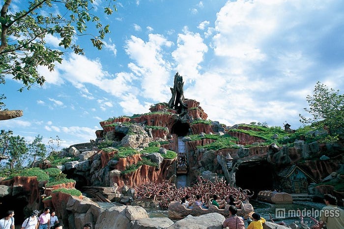 東京ディズニーリゾート・バケーションパッケージ『特別な日を大切な人と祝う2DAYS』(C)Disney