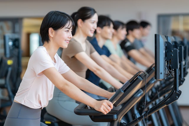 【心理テスト】やる気満々で訪れたジムが大混雑！あなたならどうする？