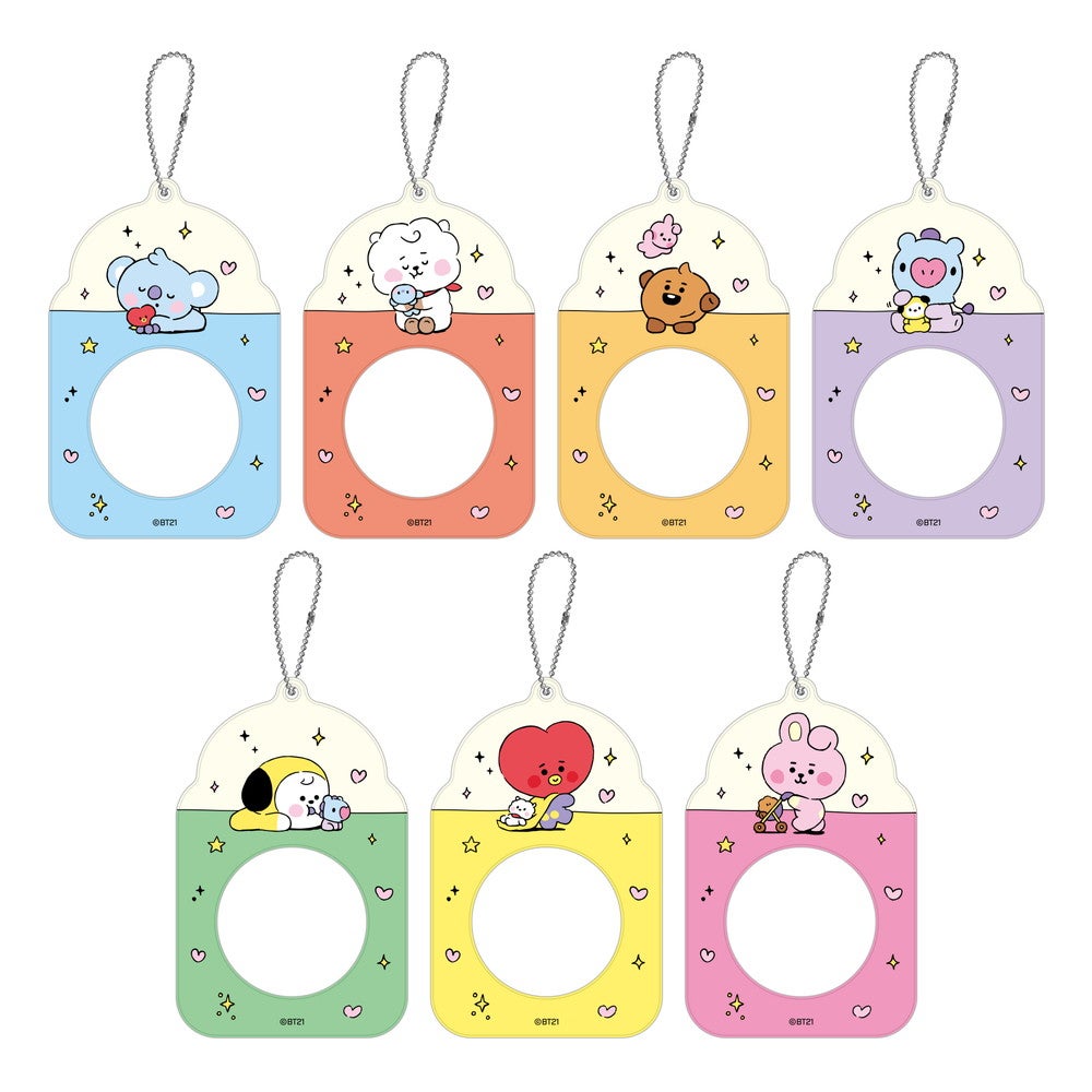 缶バッジケース（全7種）税込1,320円（C）BT21