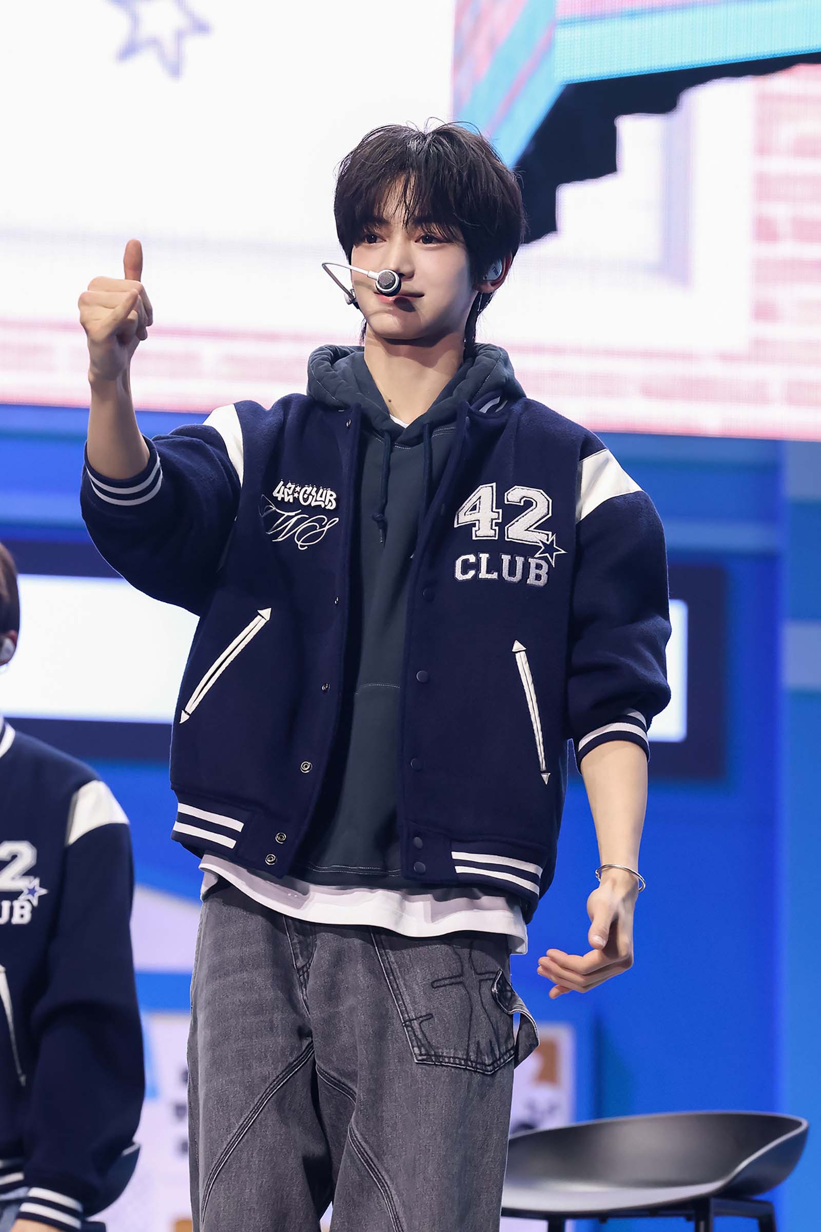 HANJIN（P）＆（C）PLEDIS Entertainment