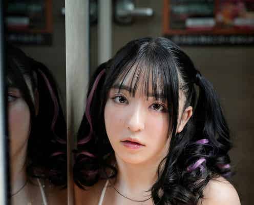 「ミスマガジン2022」麻倉瑞季、豊満バスト&ツインテールで魅了