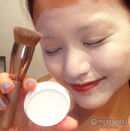 マレフィセントに変身中のMiracle Vell Magic