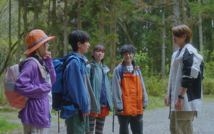 小西詠斗、岩瀬洋志ら「タカラのびいどろ」第1話より(C)鈴丸みんた/新書館 (C)「タカラのびいどろ」製作委員会