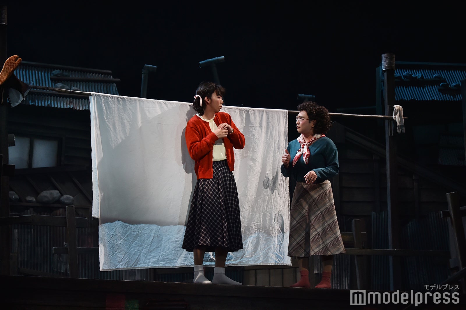 柄本時生、八嶋智人／舞台『泣くロミオと怒るジュリエット』プレスコールより（C）モデルプレス