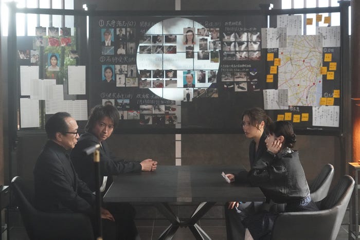 小日向文世、藤原竜也、広瀬アリス、福本莉子「全領域異常解決室」第9話(C)フジテレビ