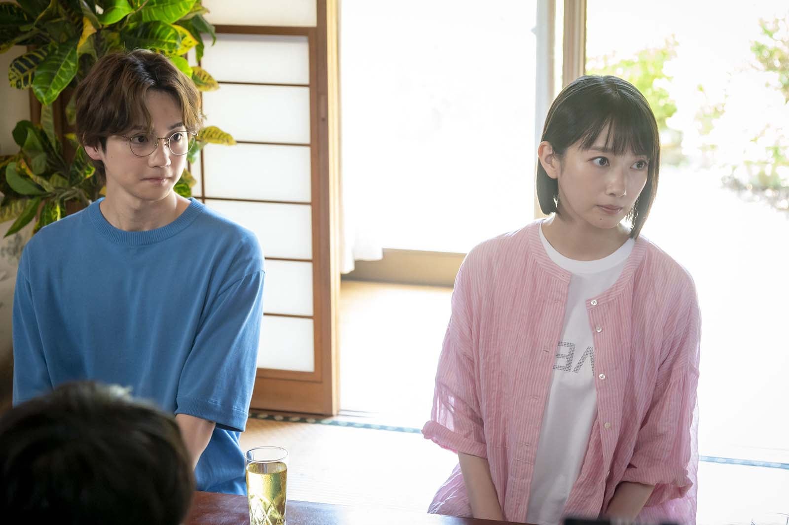 吉野北人、波瑠／「魔法のリノベ」第7話より（C）カンテレ