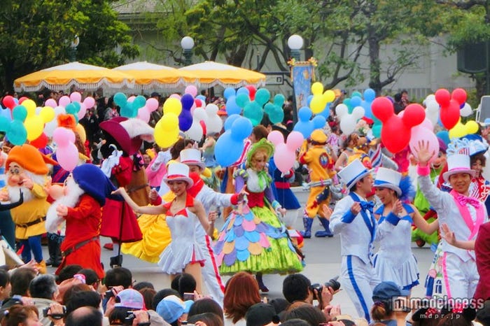 ディズニーランドオープン記念パレード