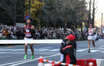 早大は4位 15年ぶりVならず