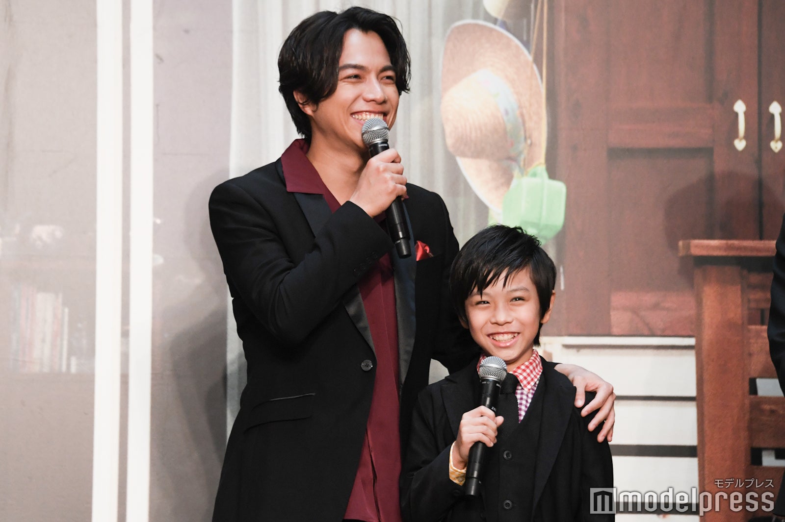 ジャニーズWEST重岡大毅、息子役・正垣湊都を“絶妙フォロー” 成長に感激も「ウルッと来ました」＜禁じられた遊び＞