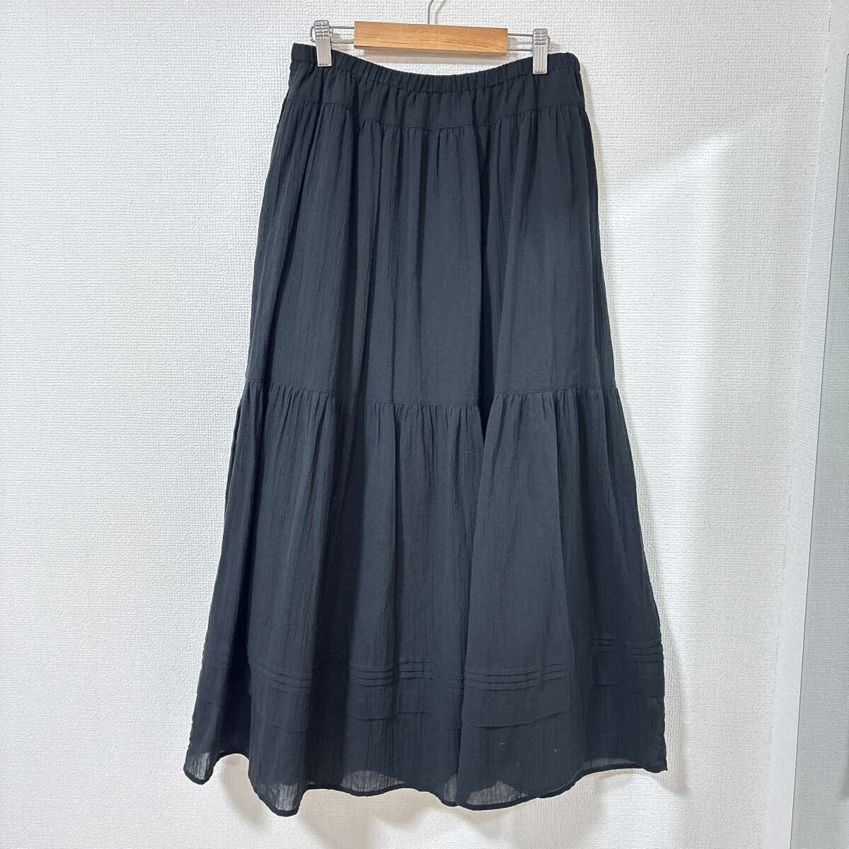 ユニクロ　ティアードマキシスカート　ブラック