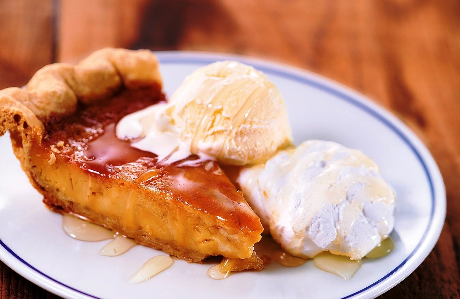 メイプルカスタードCOMBO／画像提供：株式会社ＦＳプランニング