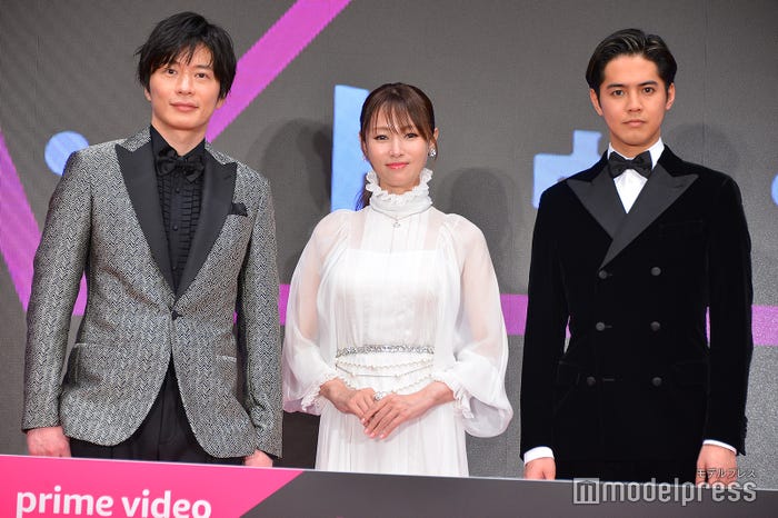 田中圭、深田恭子、片寄涼太(C)モデルプレス