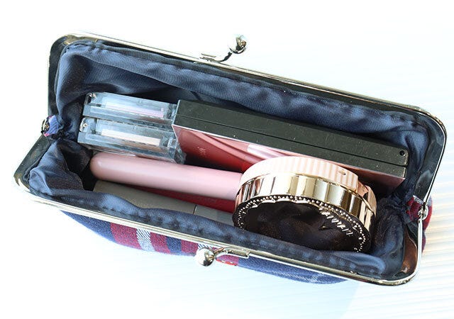 雑誌　付録　雑誌付録　人気　おすすめ　オススメ　宝島社　宝島　レビュー　便利　優秀　当たり　最高　今月号　予定　今月　2023　SPRiNG　10月号　ミッキーマウス　ミッキー　ディズニー　コラボ　ポーチ　がま口ポーチ　横長