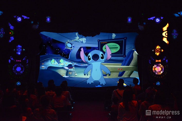 ディズニー スティッチ 新アトラクション初公開 グランドオープン前に体験してみた モデルプレス ディズニー スティッチ 新アトラクション初公開 グランドオープン前に体験してみた モデルプレス