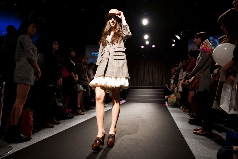 「ラフォーレファッションウィーク'11」より