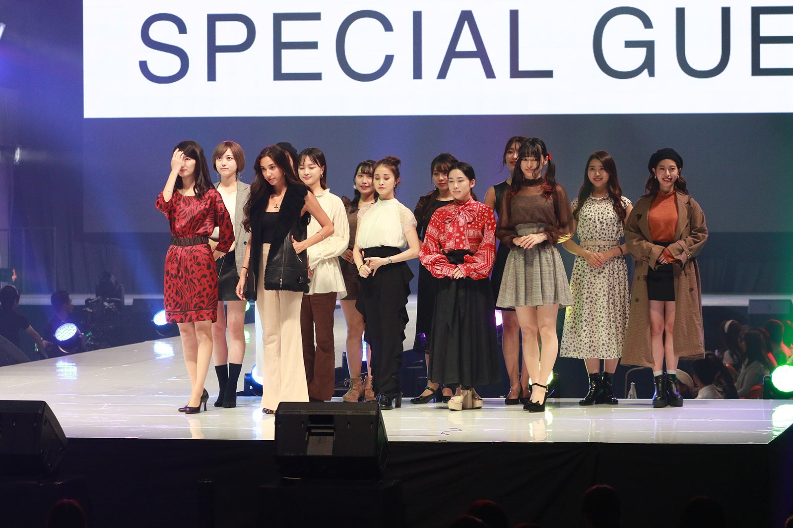 「神戸コレクション」の様子（提供写真）