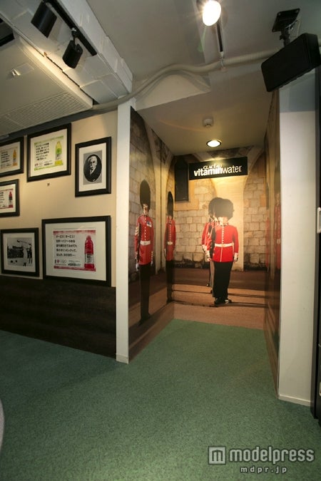 「ロンドンオリンピック応援グラソー ラウンジ」内装