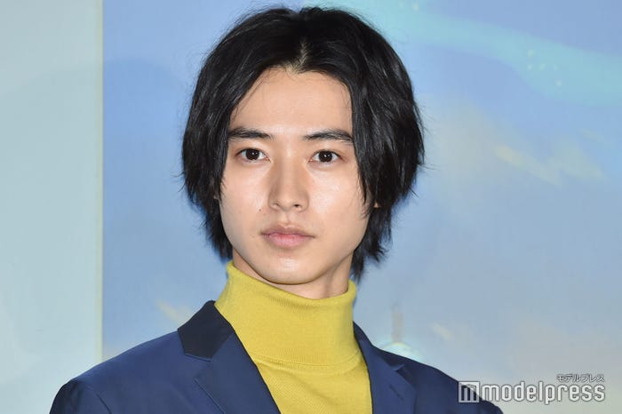 山崎賢人 (C)モデルプレス