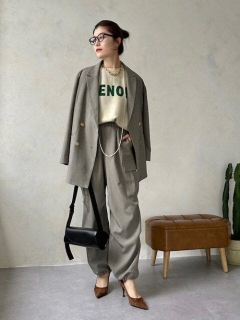 カーゴパンツ　コーデ