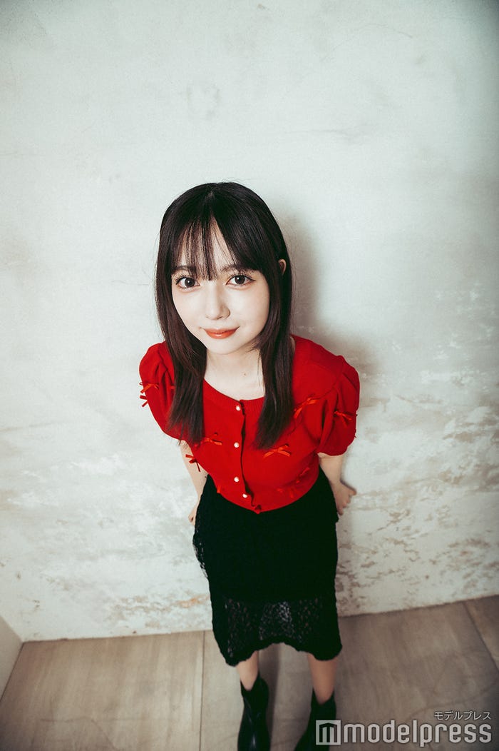 菅井純愛さん(C)モデルプレス