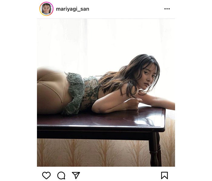 現役青学大生のお天気キャスター 嶺百花が人生初グラビアに挑戦 Flash モデルプレス