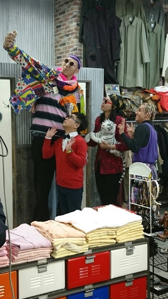 りゅうちぇるが世界一背の高い夫婦と原宿へ（C）TBS