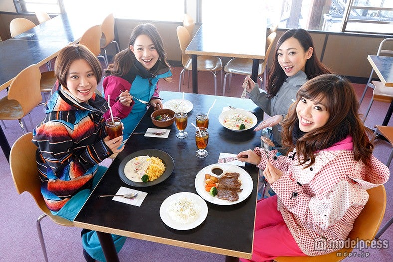 美味しいゲレンデグルメで疲れも吹き飛ぶ