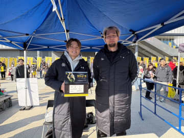 プロバスケ・群馬の辻直人が谷口大智と募金活動 試合前に150人が集結「感謝しかありません」