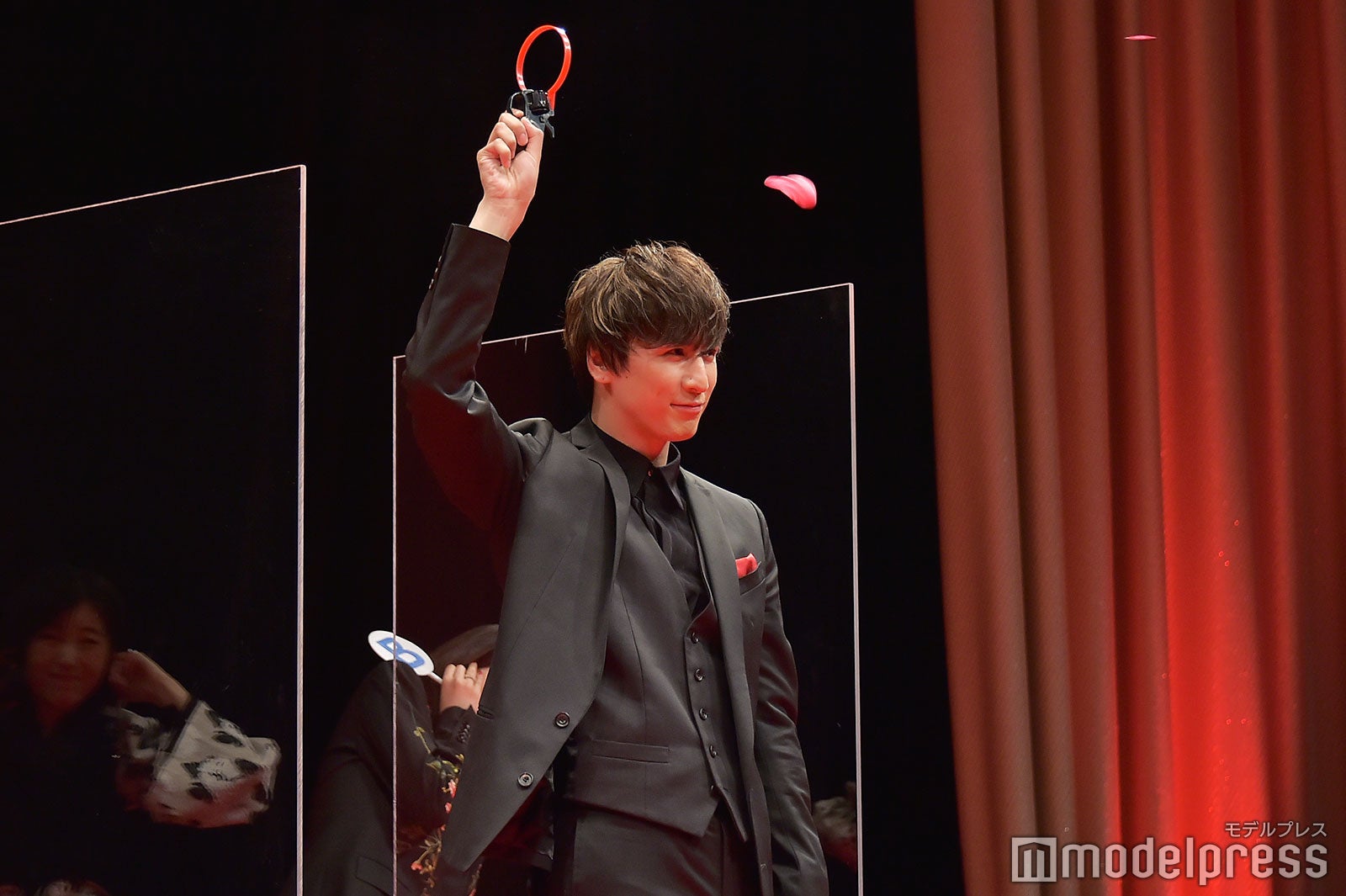 ジャニーズWEST藤井流星、罰ゲームで次回MCに決定「賭ケグルイ」撮影中の“聖地巡礼”も明かす