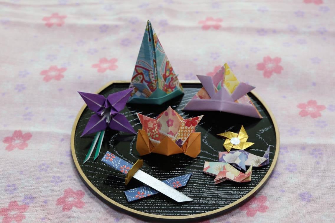 美しいお手製の折り紙／画像提供：愛媛県