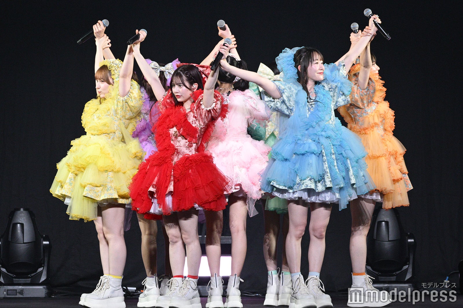 FRUITS ZIPPER（C）モデルプレス