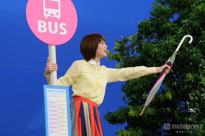本田翼／新TVCM「とらばーゆ 次の私に（バス停）」篇 メイキング