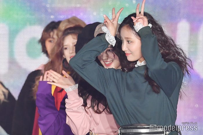 MOMOLAND(C)モデルプレス