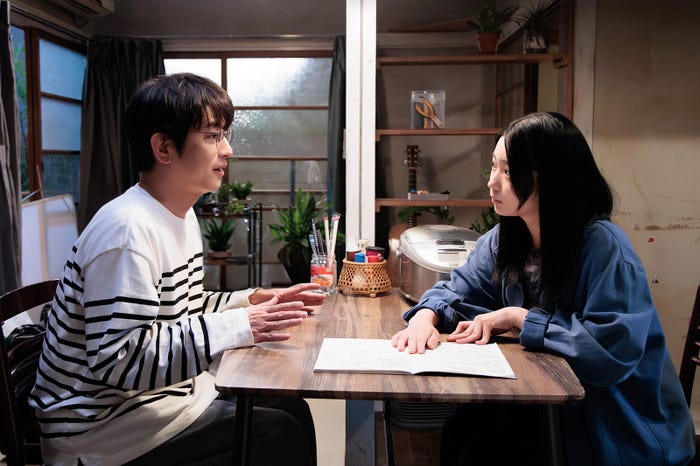 及川光博、白鳥玉季「ぼくたちん家」第2話(C)日本テレビ