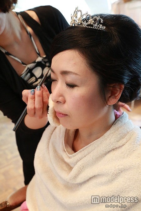 プロのヘアメイクで美しく変身